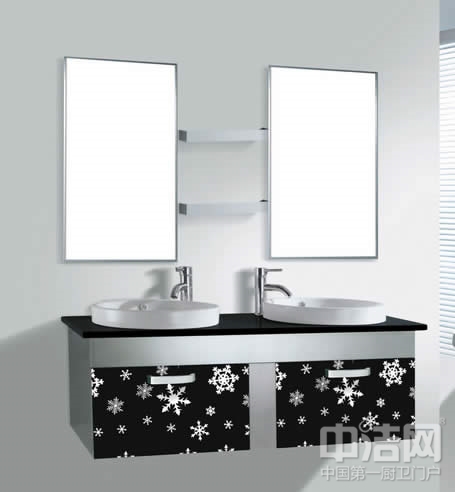 浴室空间设计有讲究 镜子和色彩有窍门