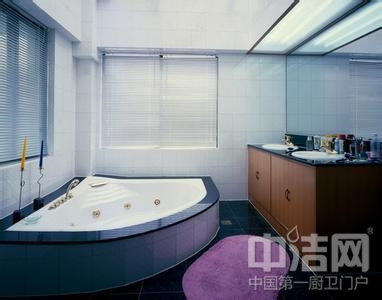 浴室风水与灯光关系密切 卫浴间灯具装饰很有讲究